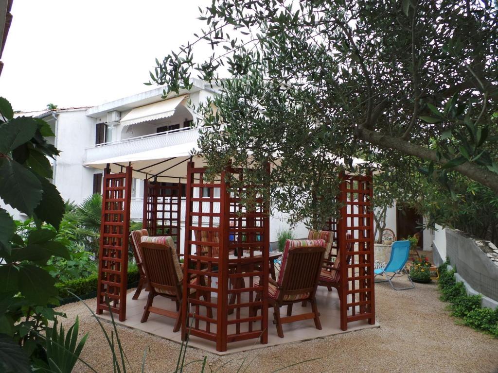 Schreng Apartments — photo 1
