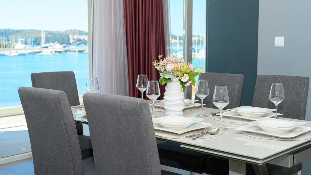 Seaside Luxury Apartment Trogir — photo 1