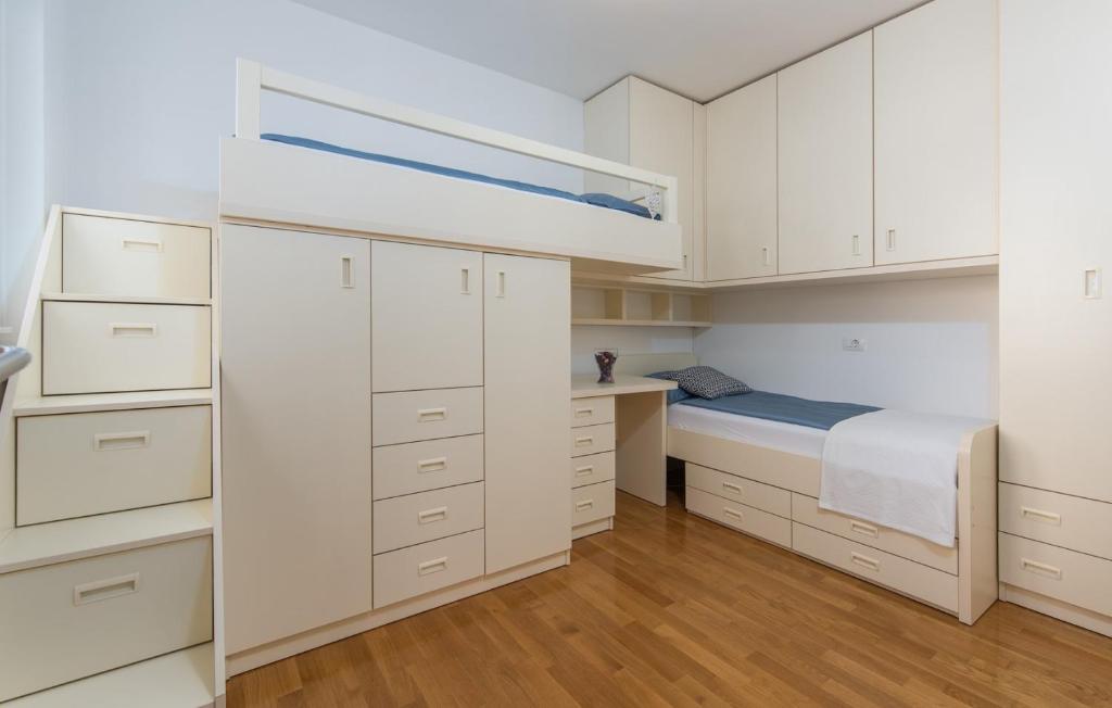 Apartment Melarnian near the Beach in Umag — photo 1