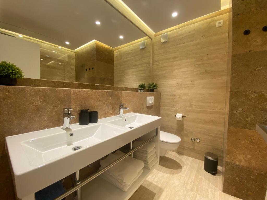 Shell Sky Luxury Penthouse with Private Pool photo 3