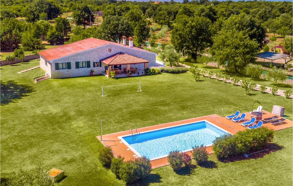 Lovely Home In Rovinj With Wifi — photo 1