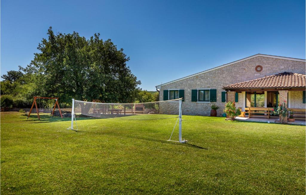 Lovely Home In Rovinj With Wifi photo 2