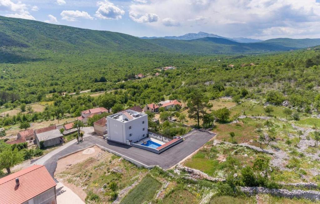 Beautiful Home In Slivno With Wifi photo 2
