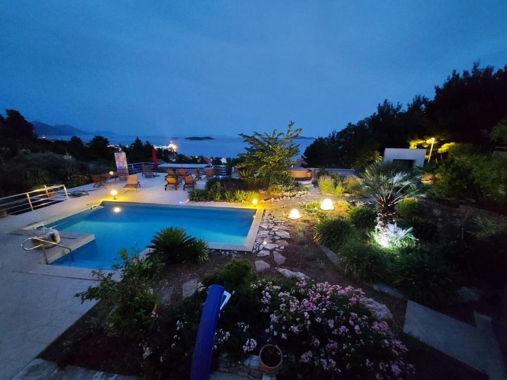 Studio apartment in Orebic with sea view — photo 1