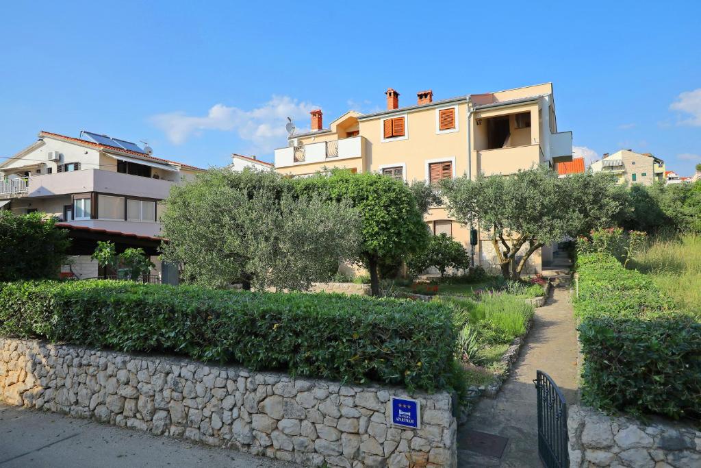 Apartment Mareta — photo 1