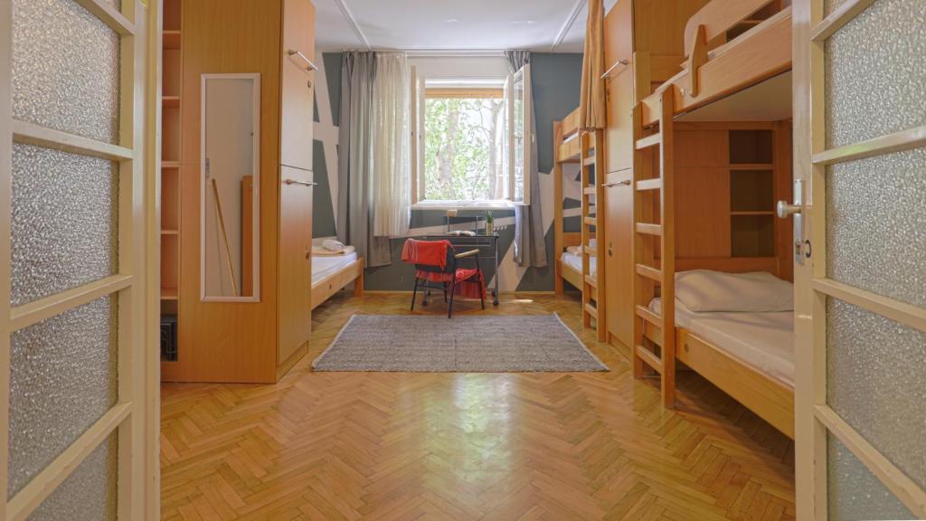 Tchaikovsky Hostel Split (T-Hostel) photo 2