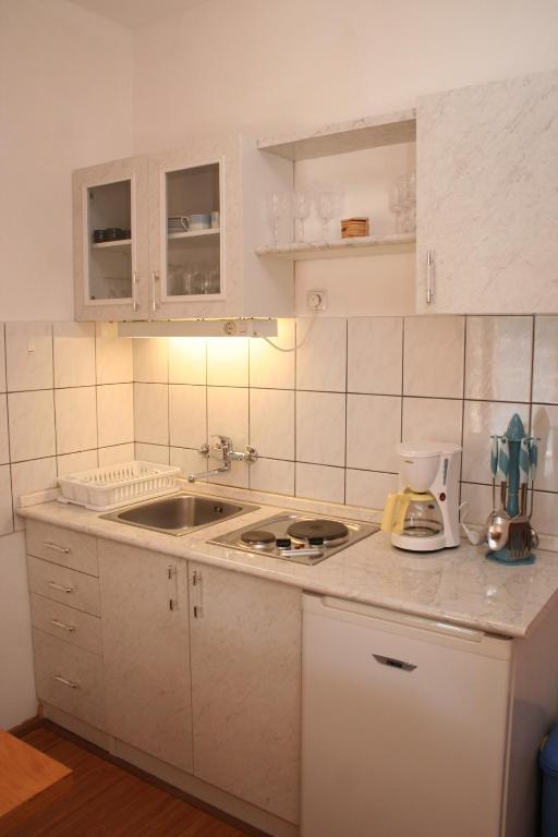 Studio Trstenik 4566b photo 3