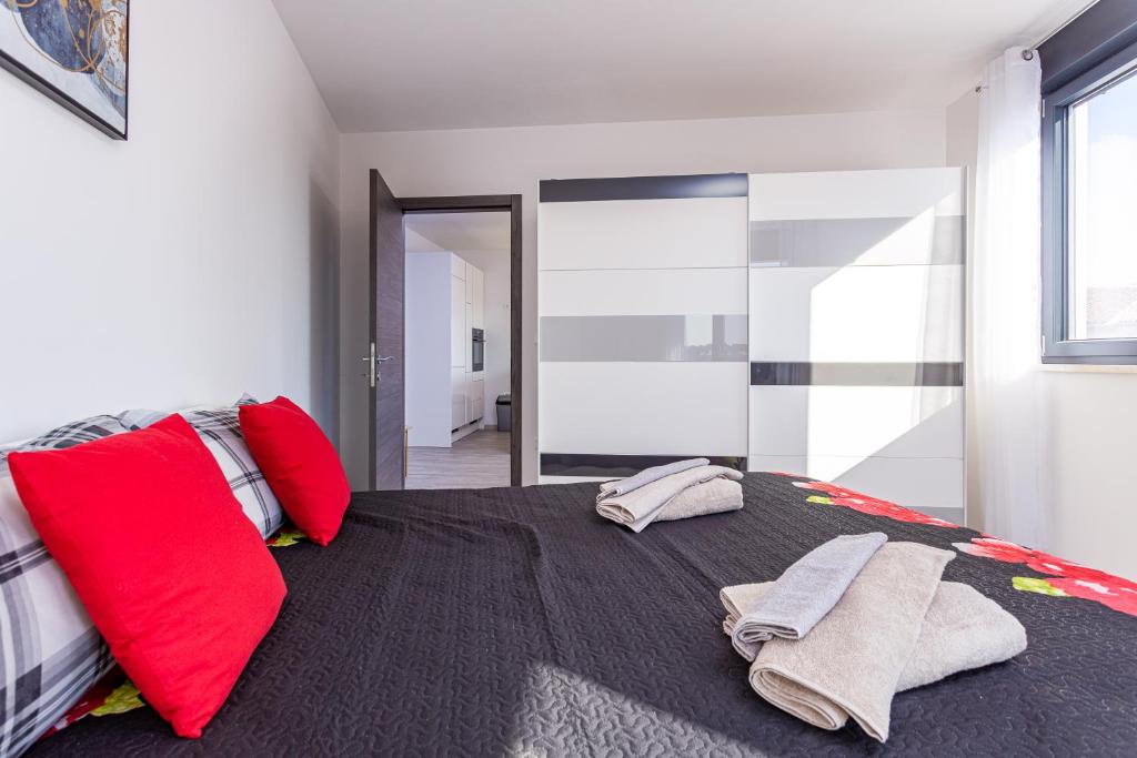 Apartment M**** photo 2