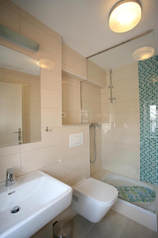 Heritage Stone House ROOMS BELJAN - Trogir Old Town photo 3
