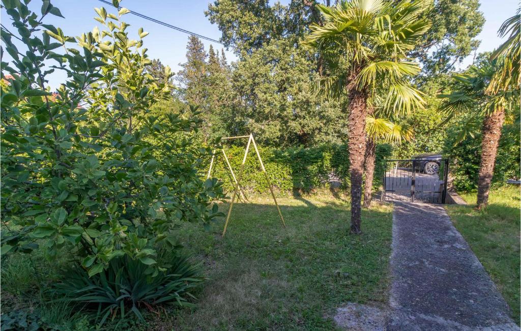 3 Bedroom Cozy Apartment In Ika photo 2