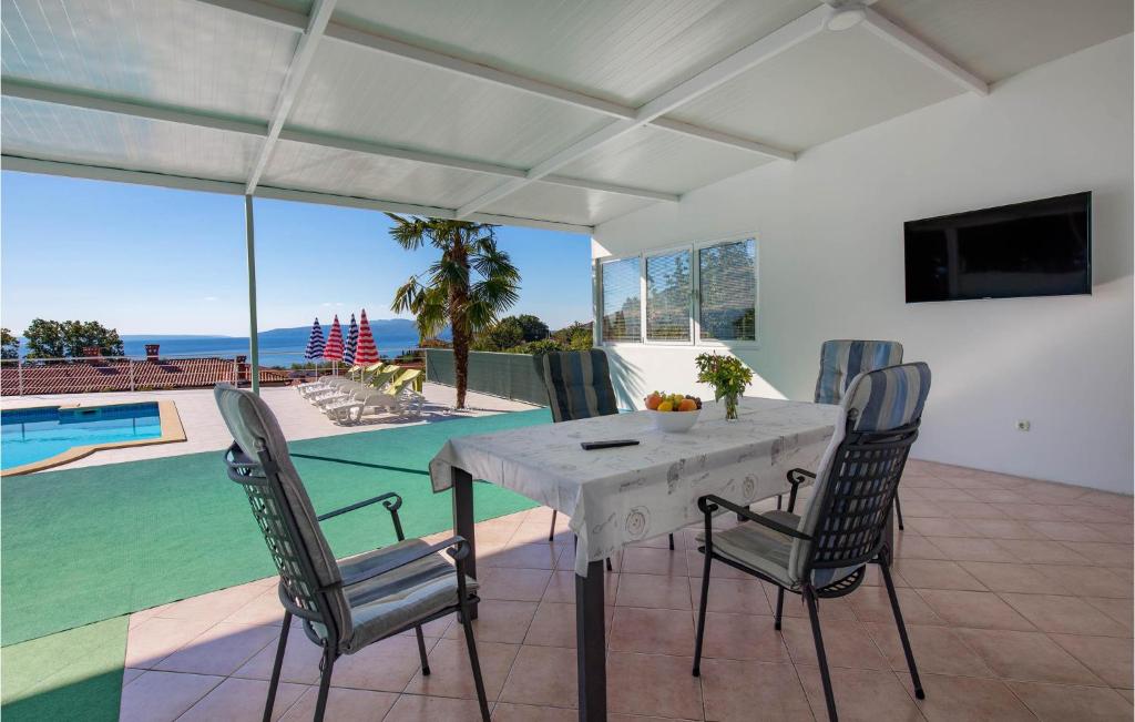 Beautiful Home In Ika photo 3