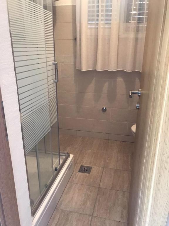 Room Vera- with airconditioning and free parking photo 3