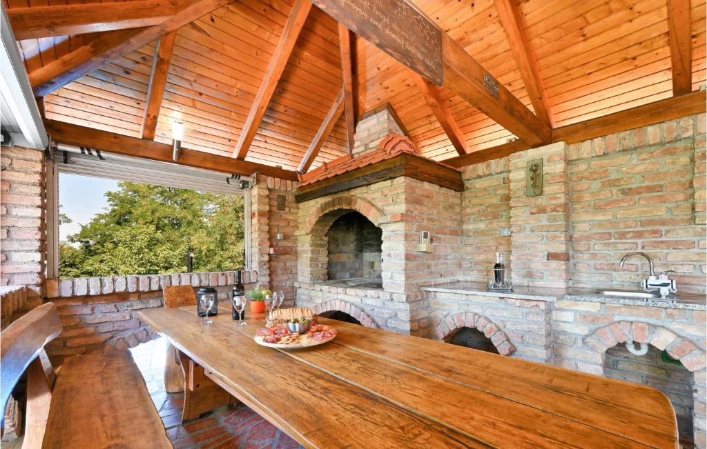 Amazing Home In Susobreg With Wifi photo 2