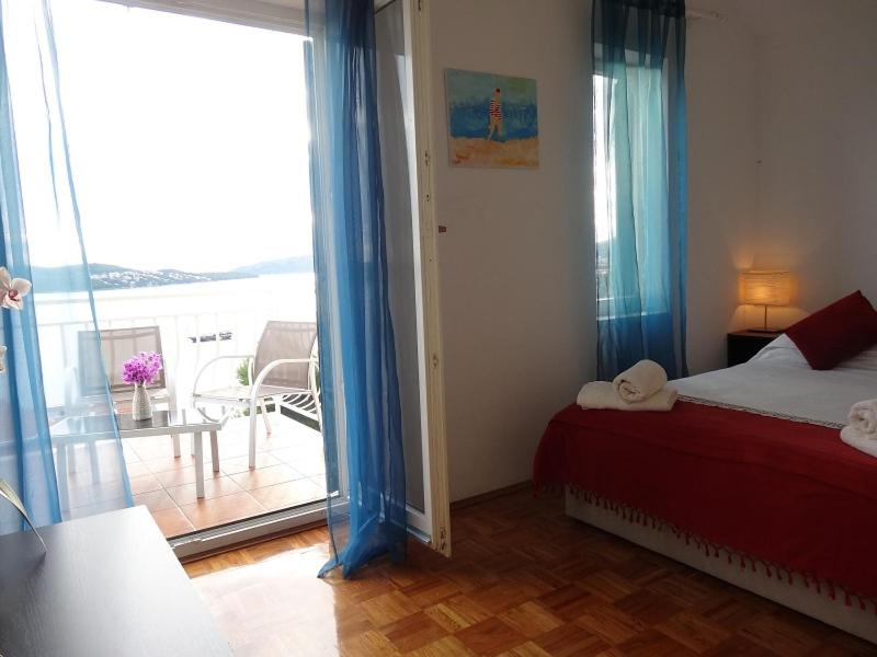 Trogir Yellow House photo 2