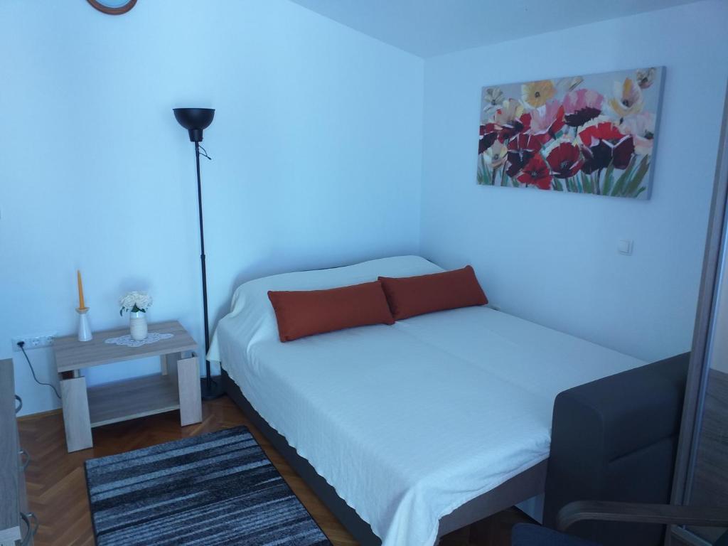 Apartments with parking space Zadar - Diklo photo 2
