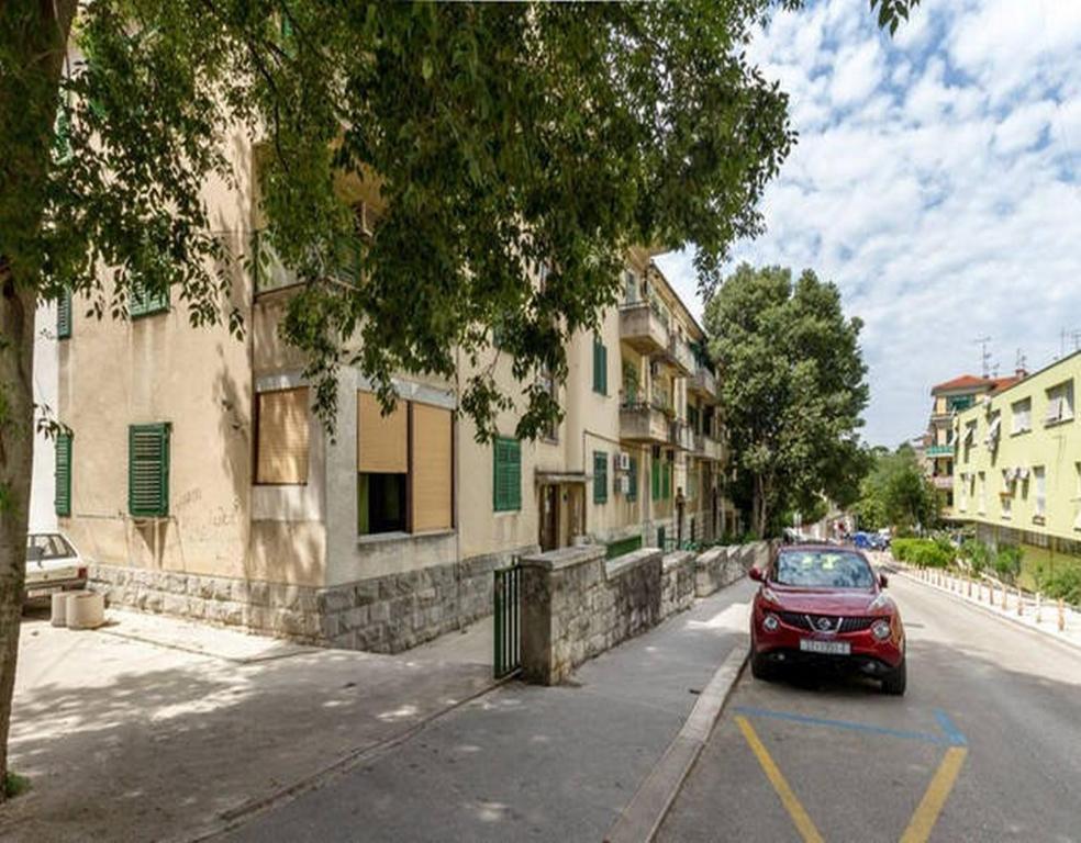 Apartments with WiFi Split - 12154 — photo 1