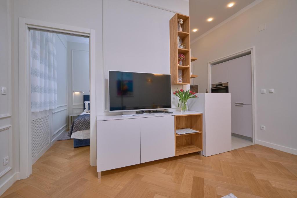 Salve Luxury Apartment by Litto photo 2