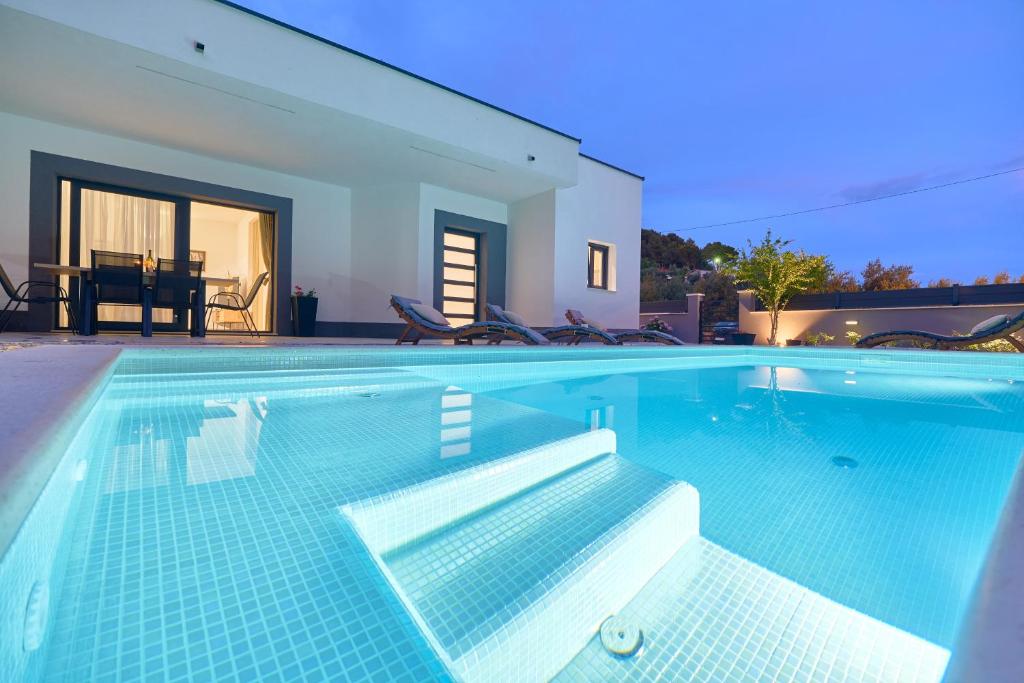 Holiday home South cliff — photo 1