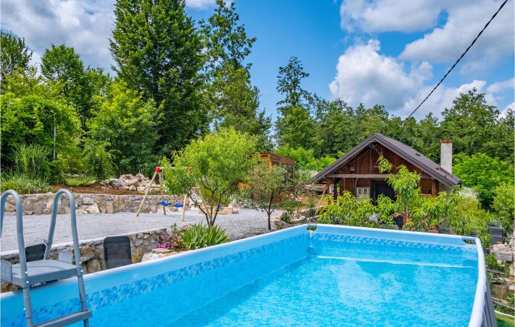 Beautiful Home In Duga Resa With Wifi photo 2