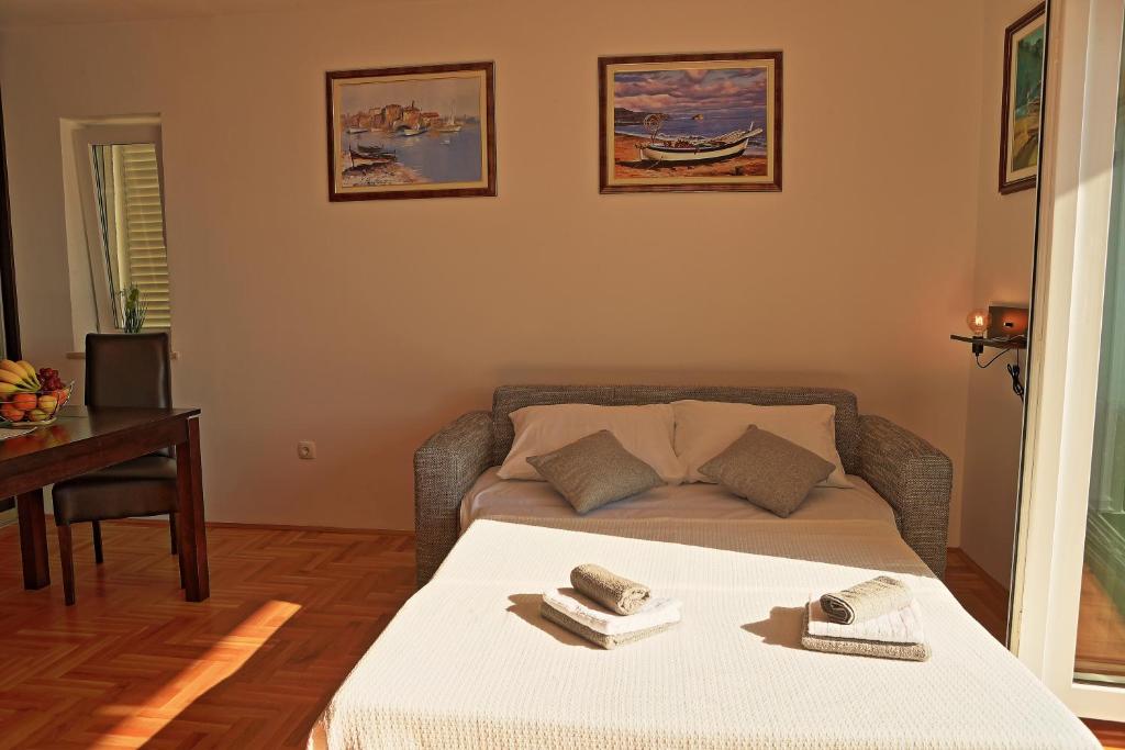 Studio Apartman LUKA photo 2