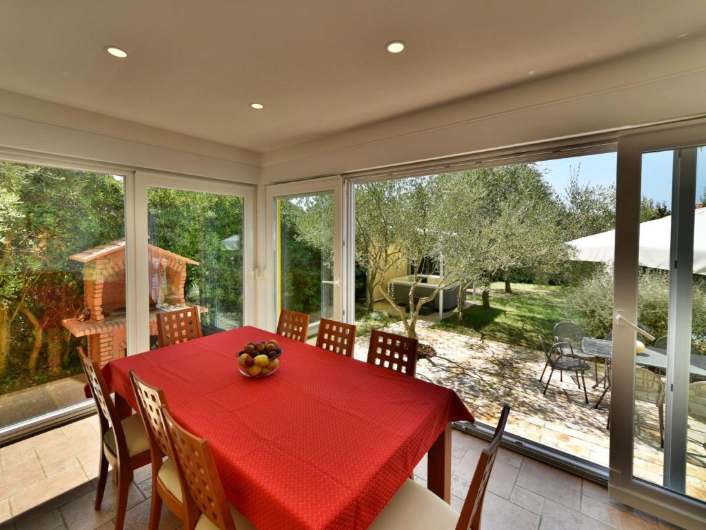 Villa Yellow House by Interhome photo 3