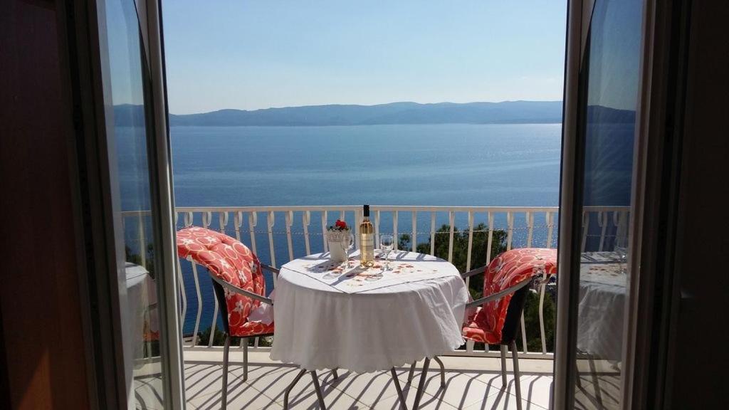 Booking.com: Hotels in Pisak. Book your hotel now! — photo 1