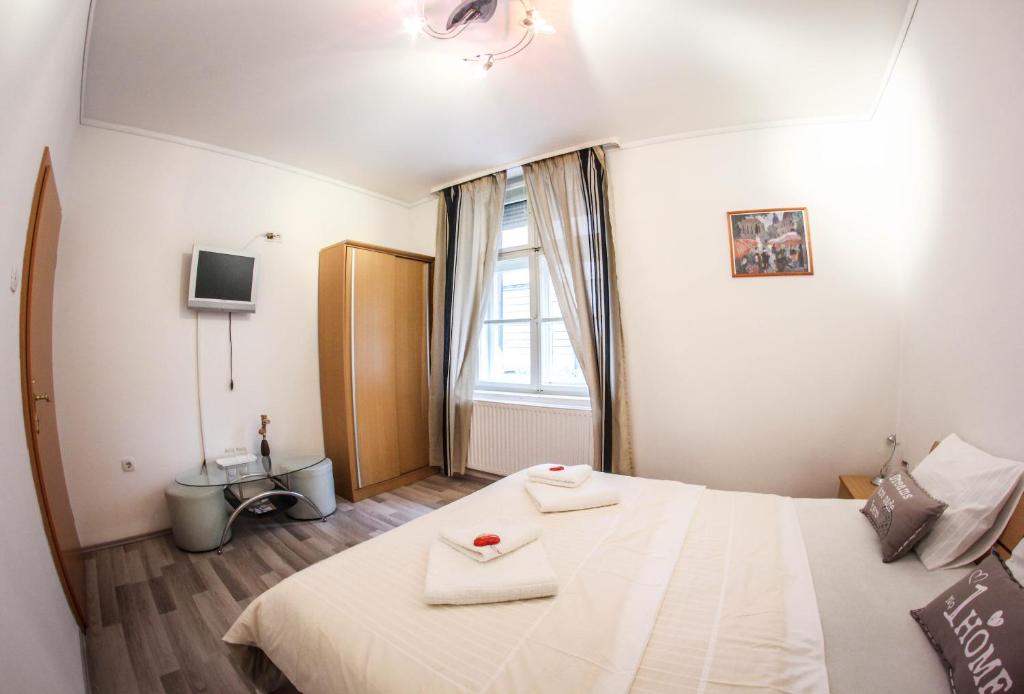 Rooms Eliza photo 2