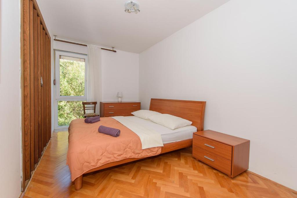 Sunny Apartment photo 2