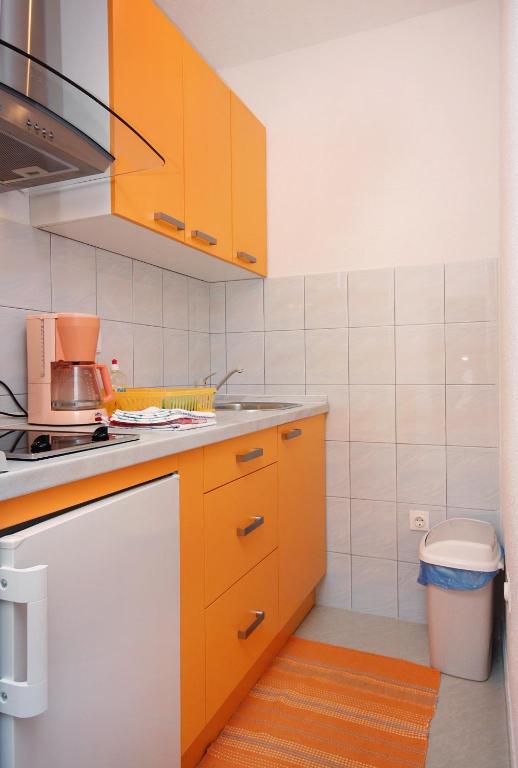 Apartments with parking space Vodice - 2995 photo 2