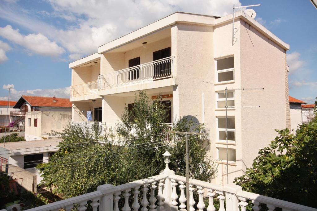 Apartments with parking space Vodice - 2995 photo 3