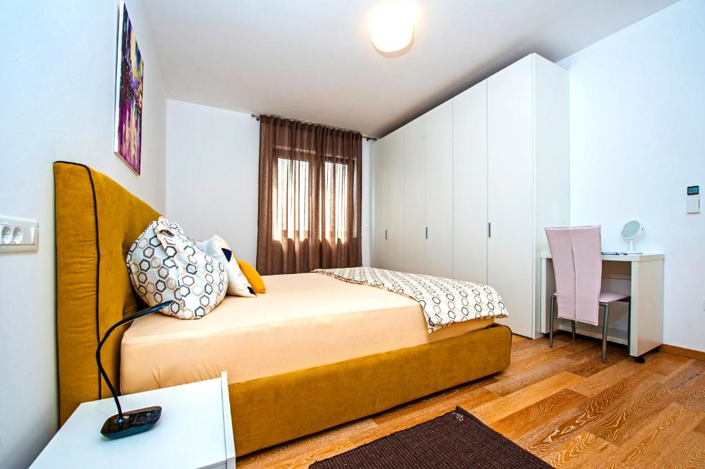Sunset Luxury Apartment photo 2