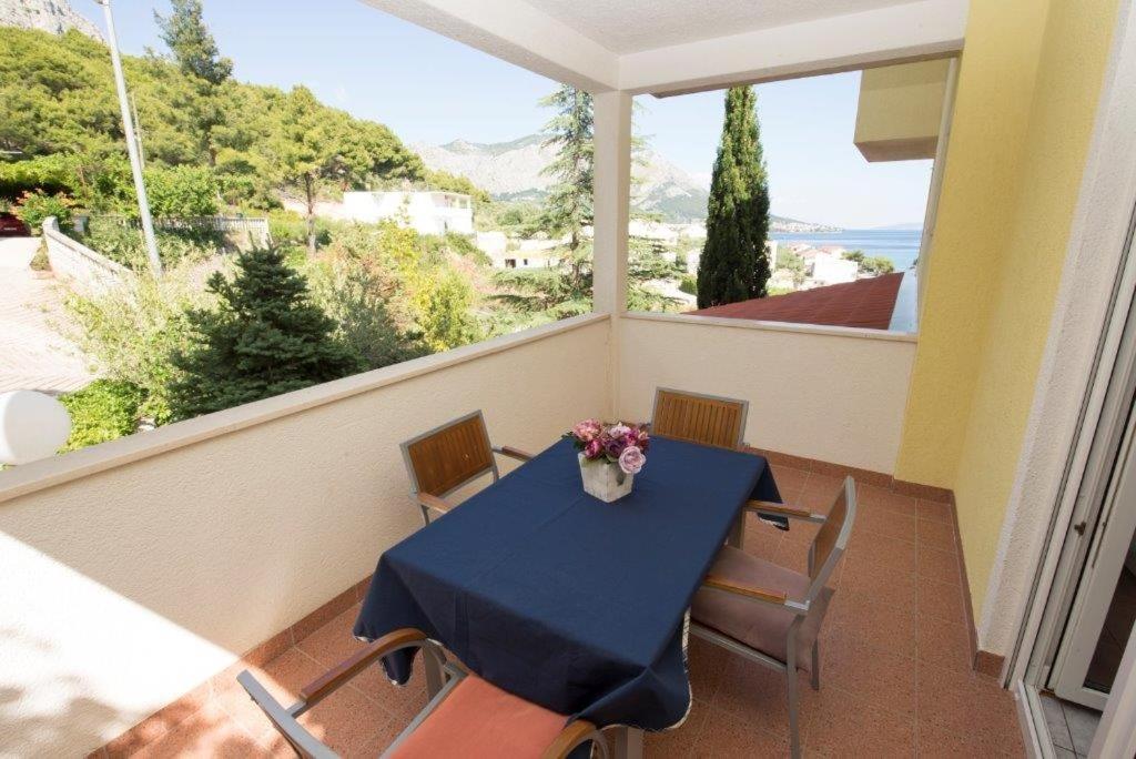 Studio apartment in Duce with sea view — photo 1