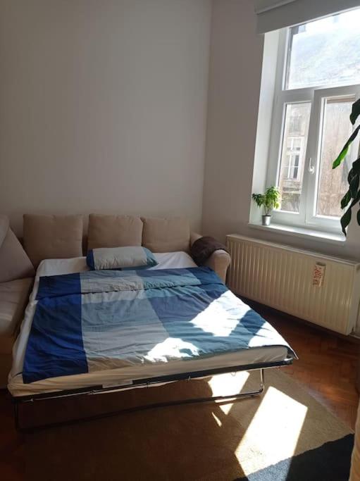 Zagreb Central 2BR + Parking photo 2