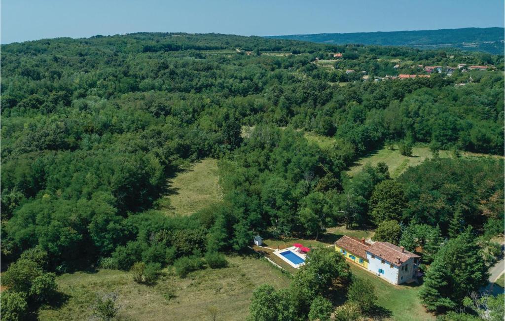 3 Bedroom Nice Home In Nedescina photo 2
