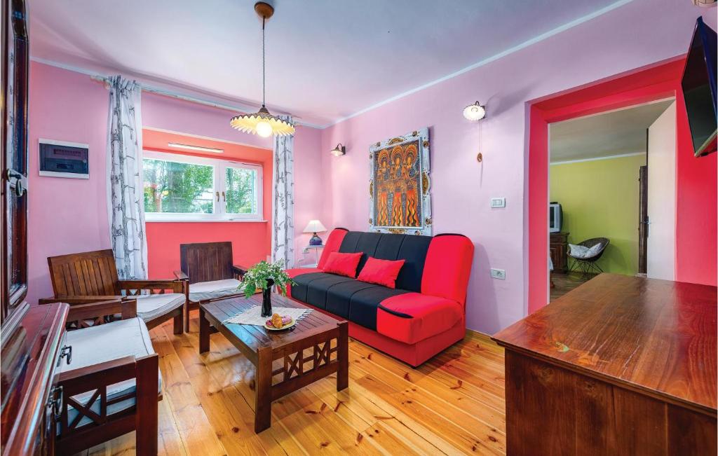 3 Bedroom Nice Home In Nedescina photo 3