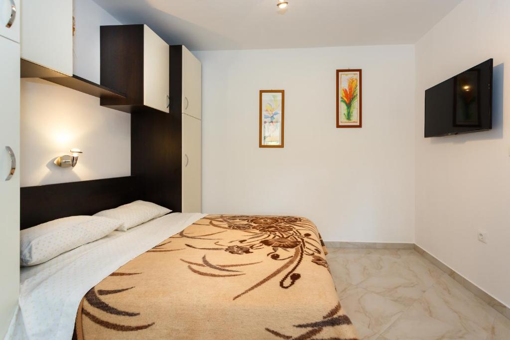 Rimbaldo Apartments photo 2