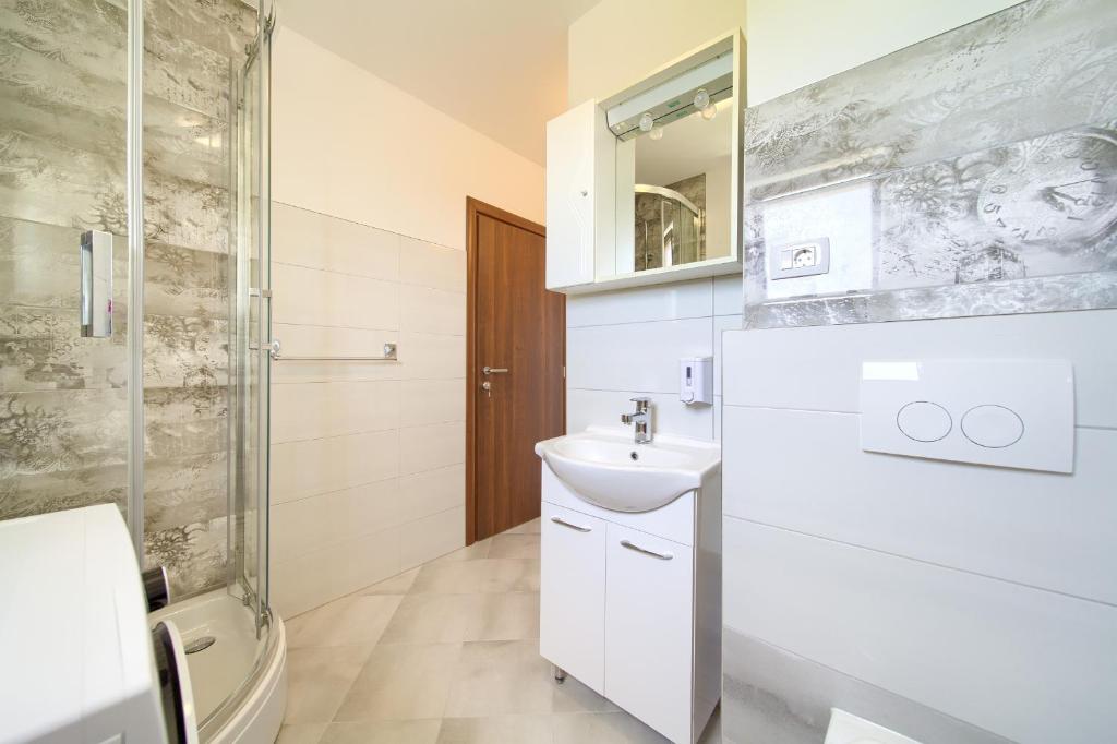 Rimbaldo Apartments photo 3