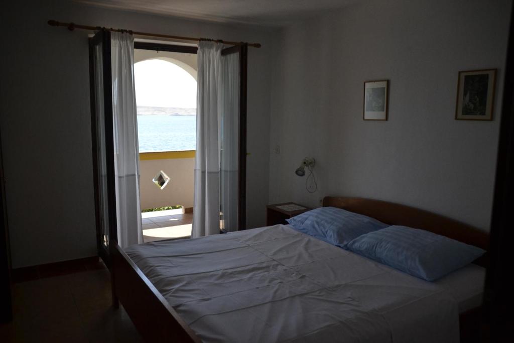 Apartments by the sea Kustici photo 2