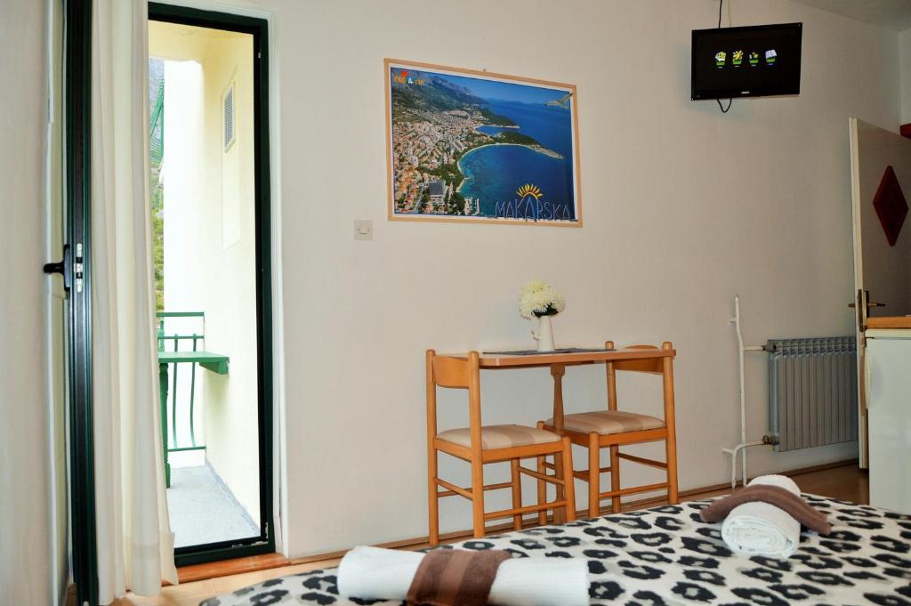 Apartments with a parking space Drvenik Donja vala photo 2