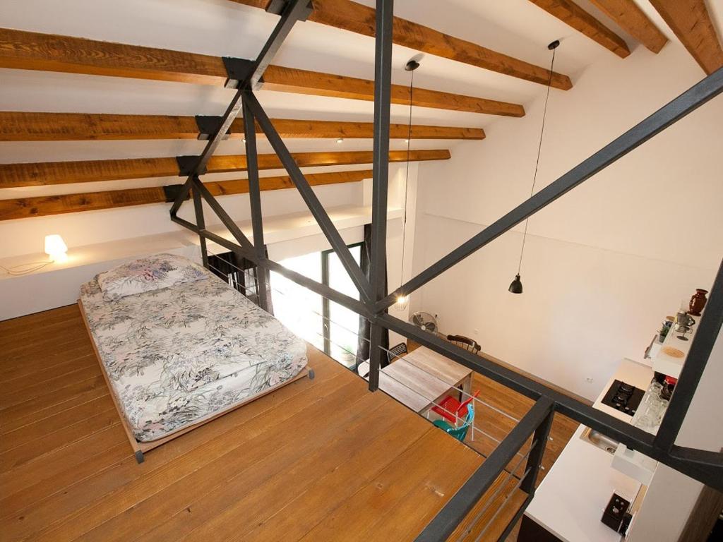 Wolverine Residence photo 2