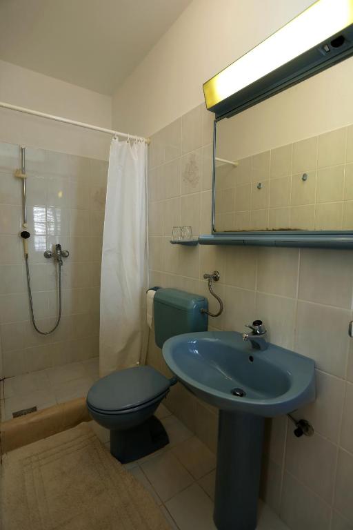 Family-friendly apartments with swimming pool Selca photo 3