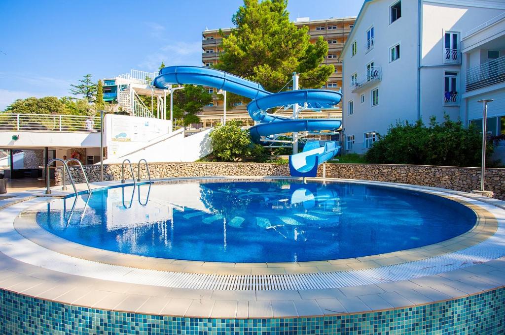 Villa Tamaris - Hotel Resort Dražica photo 2