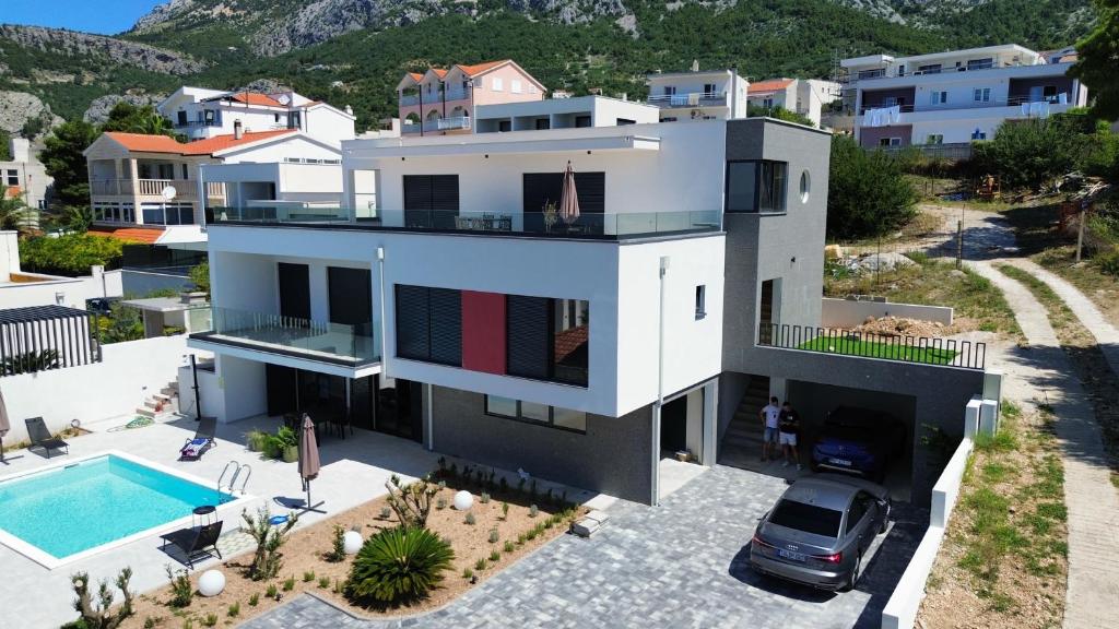 Silva Maris Apartments — photo 1