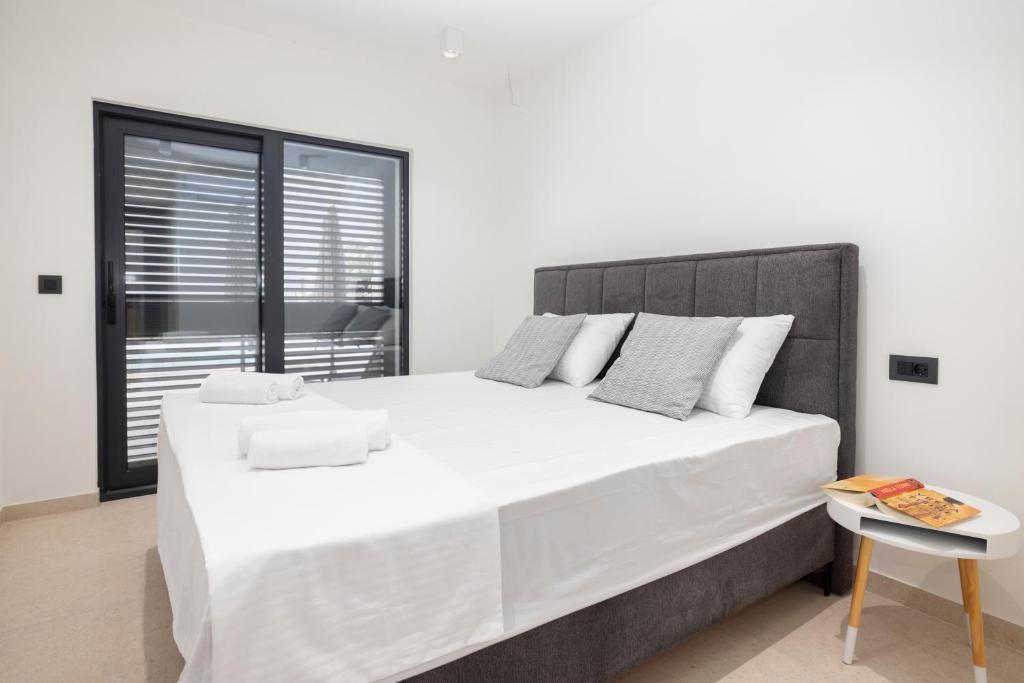 Silva Maris Apartments photo 2