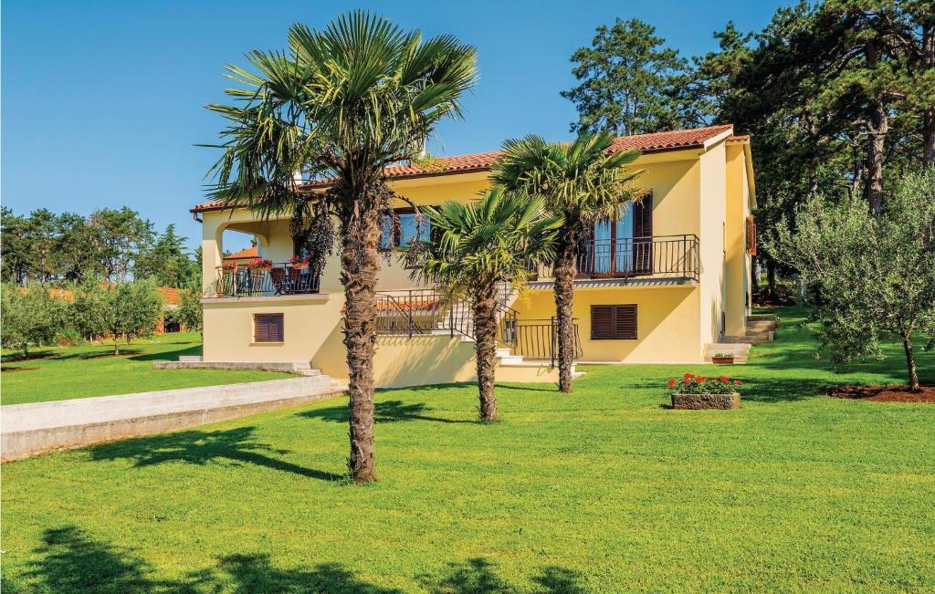 3 Bedroom Cozy Apartment In Nedescina — photo 1