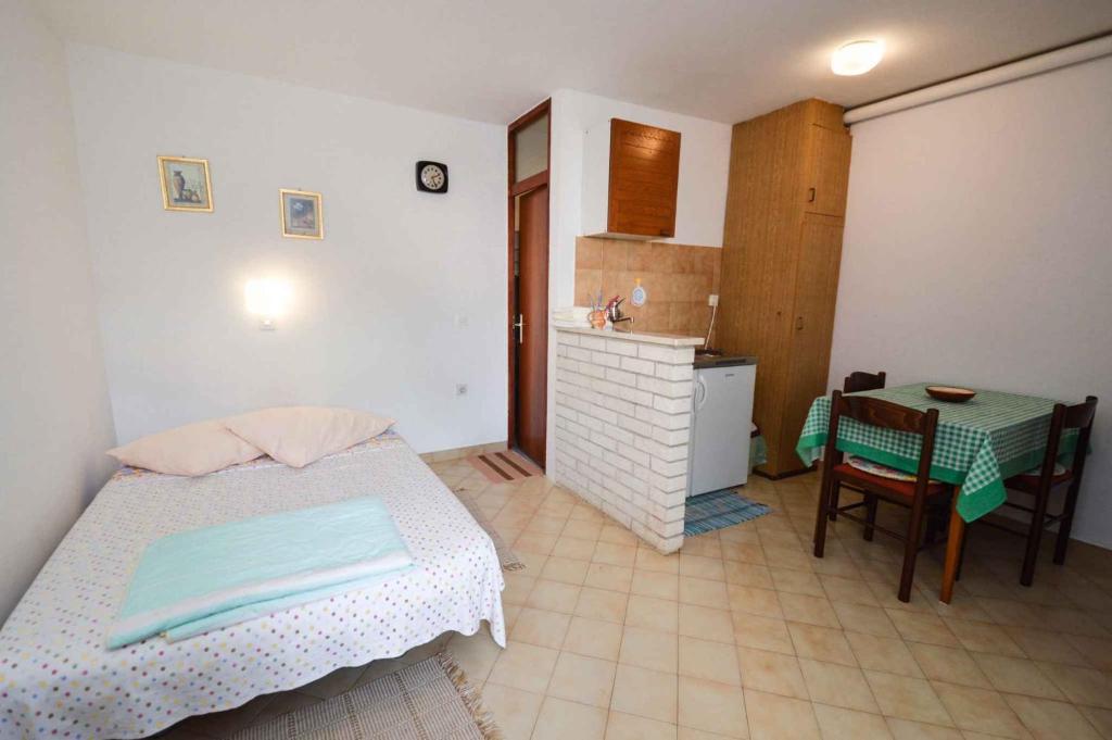 Studio Apartment Loredana 11057 photo 2