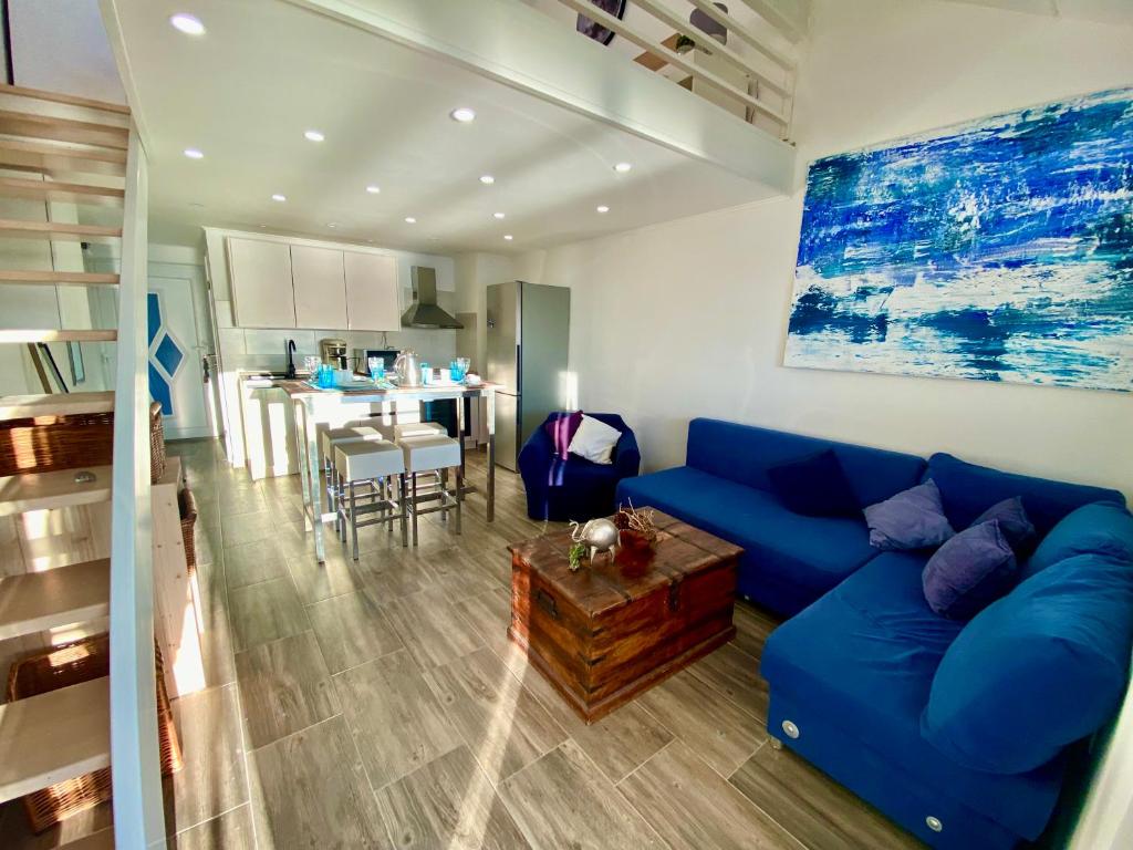 Tanis Ocean Loft photo 2