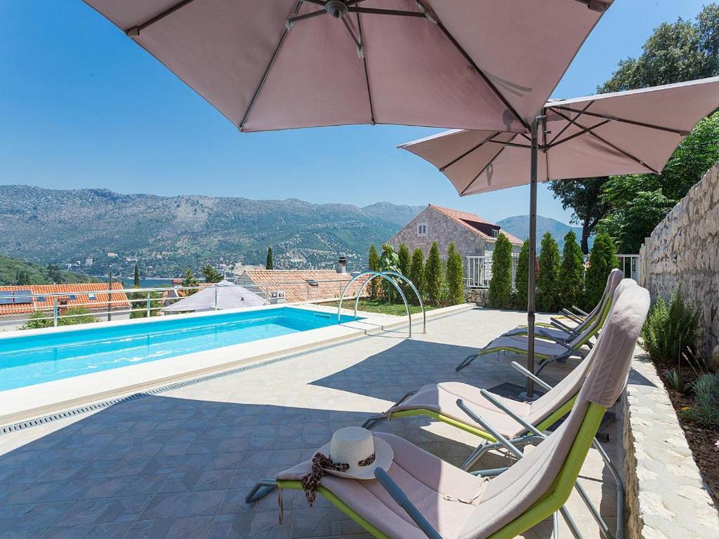 Romantic apartments Marko for 2 with pool and grill — photo 1