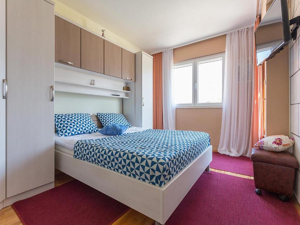 Romantic apartments Marko for 2 with pool and grill photo 2
