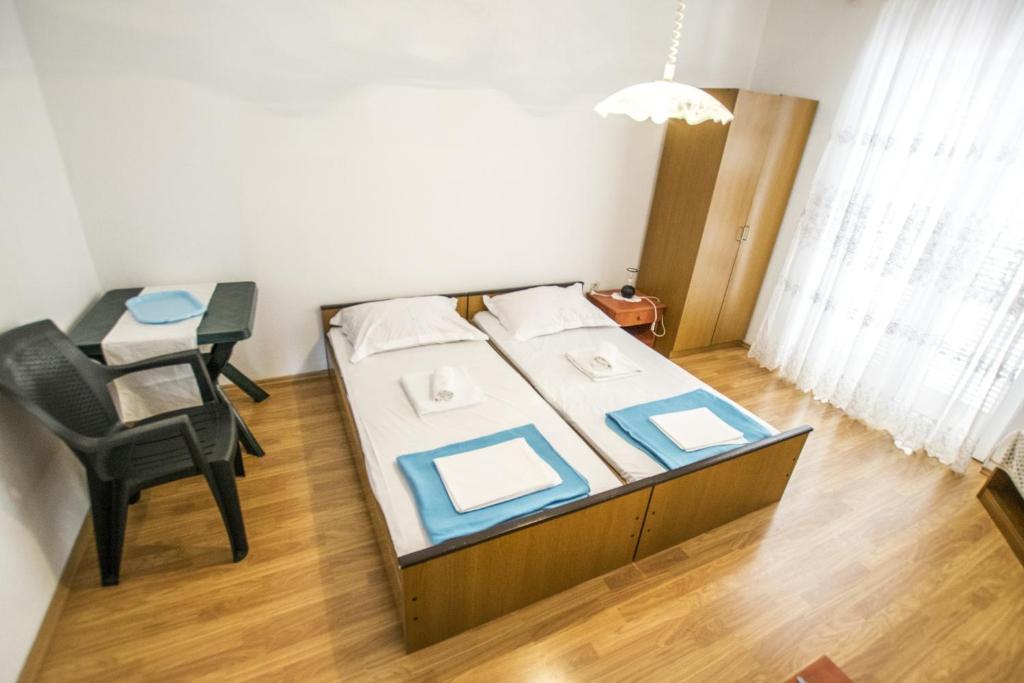 Apartments by the sea Rovanjska photo 2